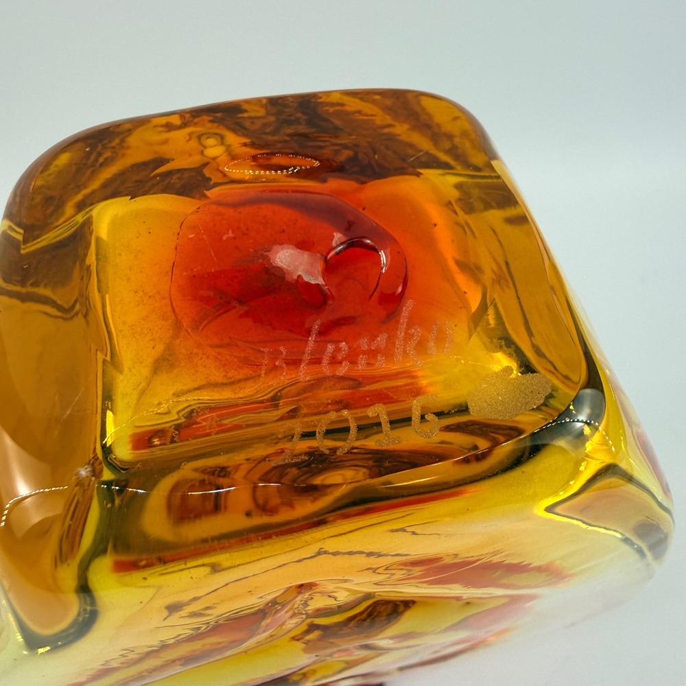 Blenko 3515 Heart Vase Tangerine Art Glass Signed Dated 2016 - Picture 9 of 13